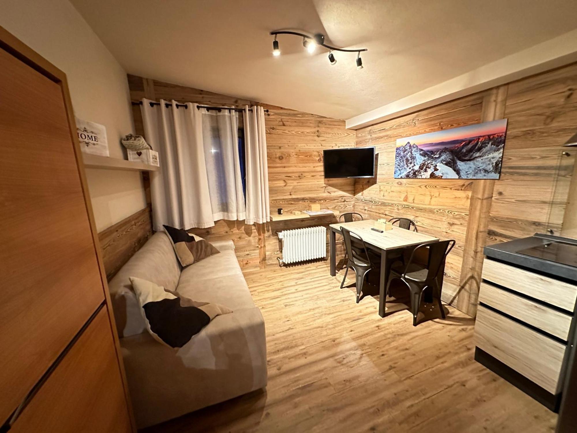 Appartement Casa Cervinia Shuss 2 à Breuil-Cervinia Extérieur photo